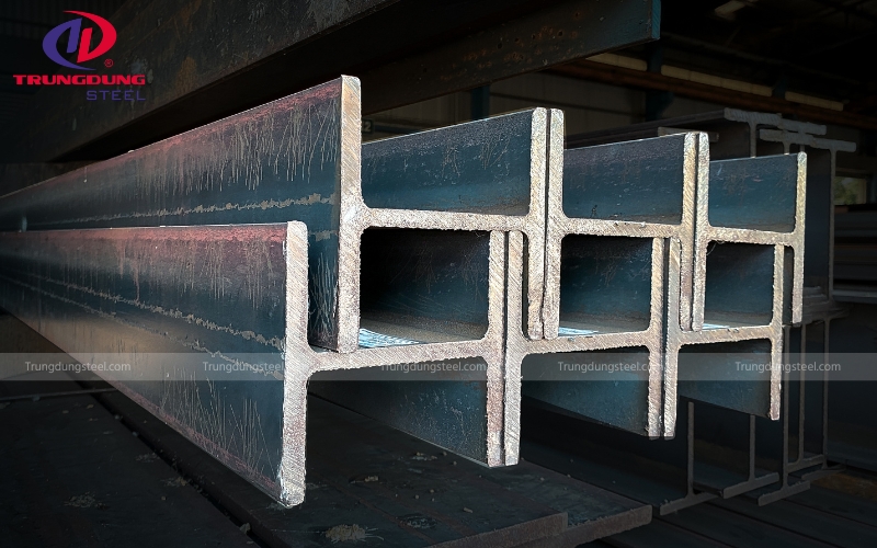 Thép hình I150 có trọng lượng chuẩn là 14.0 kg/mét