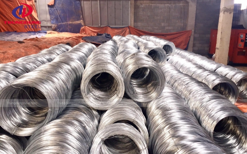 Thép carbon trung bình có hàm lượng carbon khoảng từ 0,25%