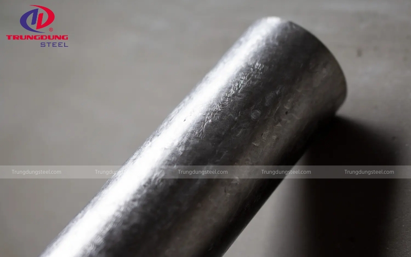 Cacbon là thành phần quan trọng nhất ảnh hưởng đến tính chất cơ học của thép