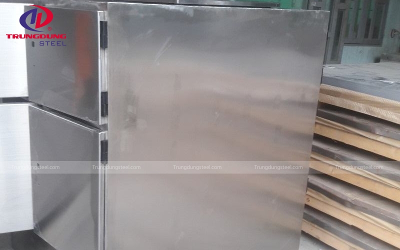Về cơ khí, thép không hợp kim sẽ có thể được dùng làm các chi tiết máy đơn giản
