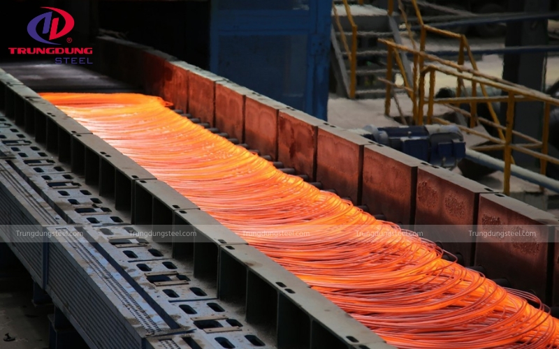 Xử lý nhiệt là một trong những bước chính tạo nên thép không hợp kim